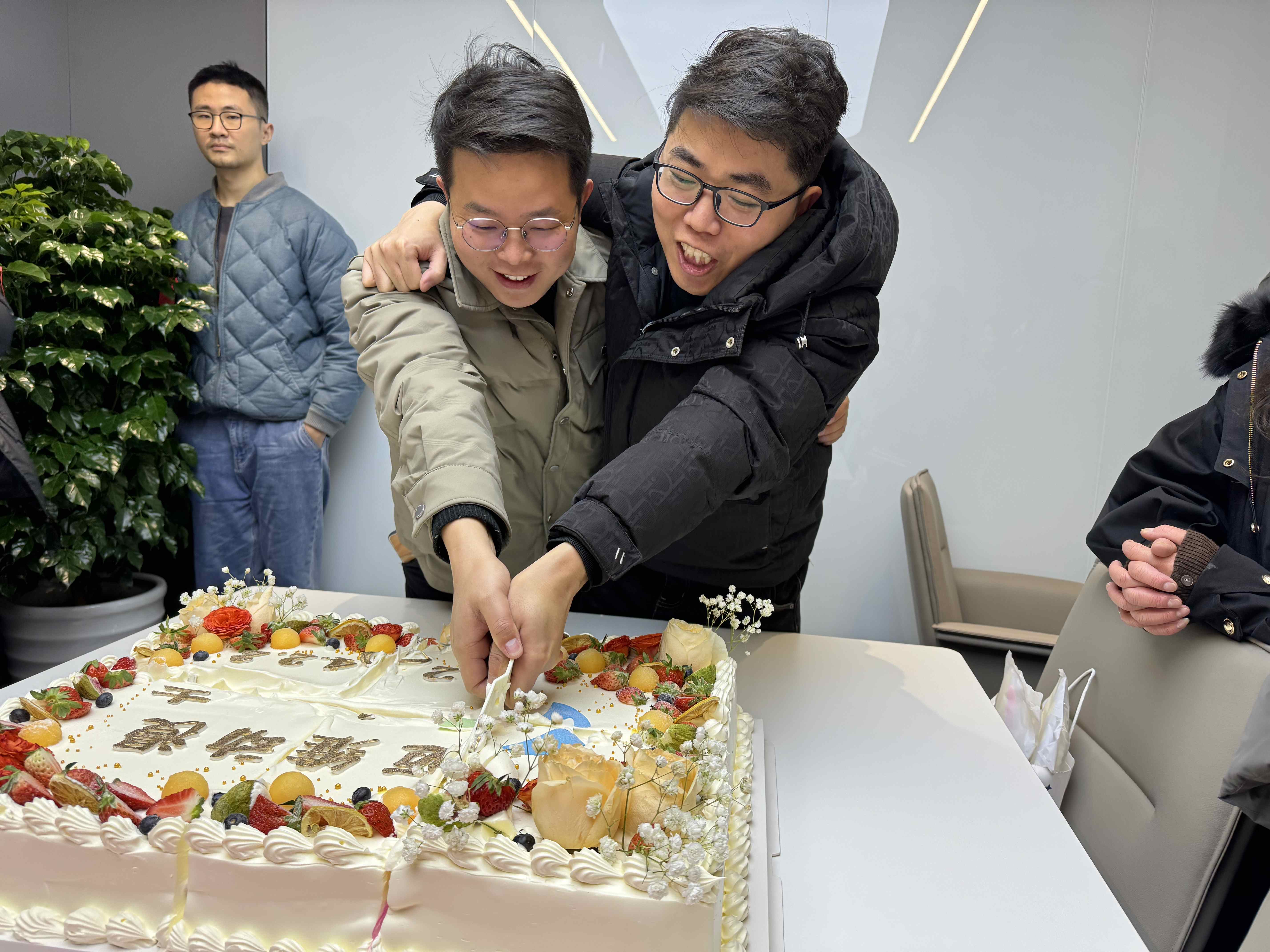 上海邁維動(dòng)漫科技有限公司喜迎新年喬遷之喜：立足新起點(diǎn)，開啟新征程！(圖9)